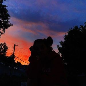 Meet your Posher, Devin